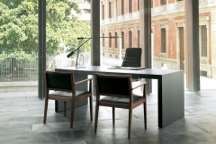 ANDREU WORLD CLOSED TABLE